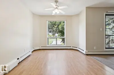 Photo 4 of #305 10829 117 ST NW