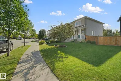 Photo 1 of 129 RIDEAU CR