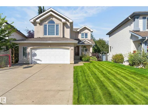30 Hillcrest PL