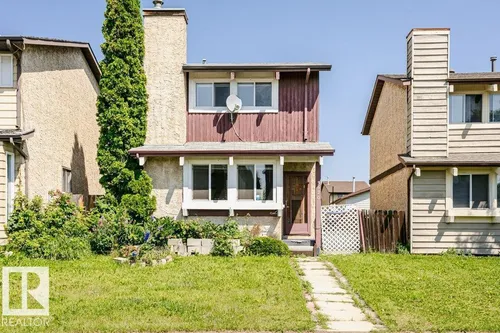 3520 42 AV NW