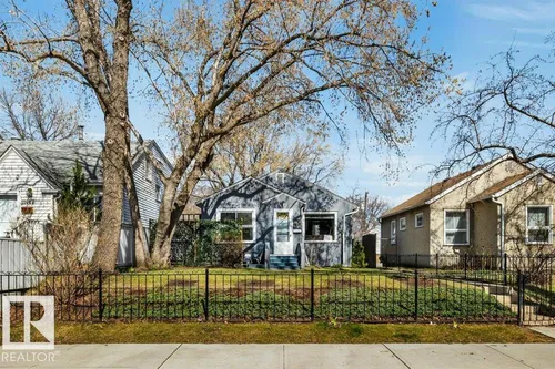 11445 68 ST NW