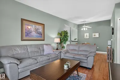 Photo 4 of #403 15503 106 ST NW