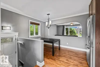 Photo 3 of 10994 165 ST NW