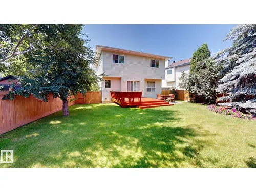 4 OAKLAND WY