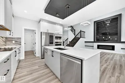 Photo 2 of 3207 160 ST SW