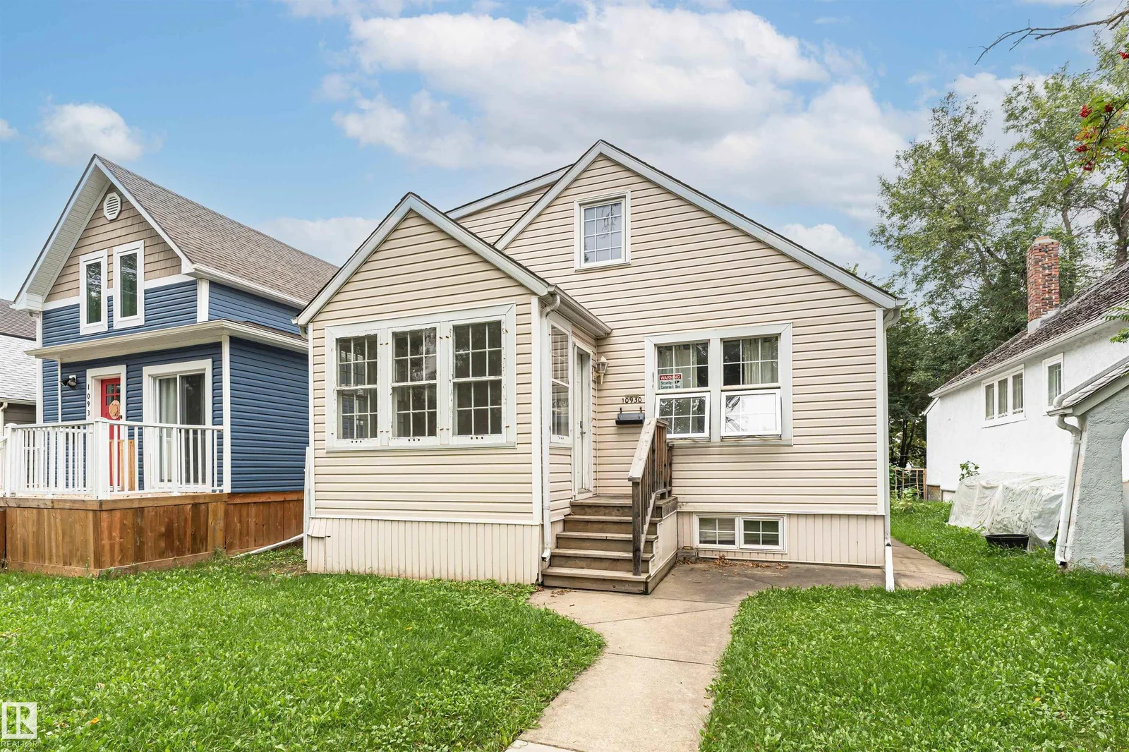 10930 80 AV NW, Edmonton