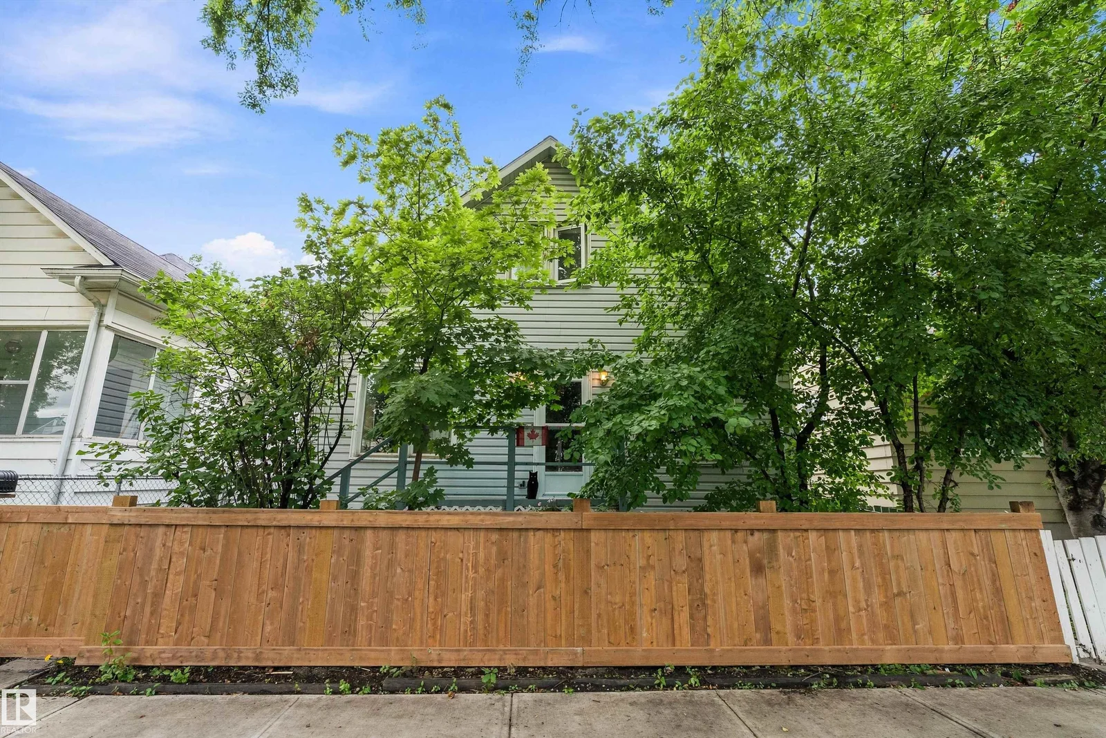 10816 92 ST NW, Edmonton