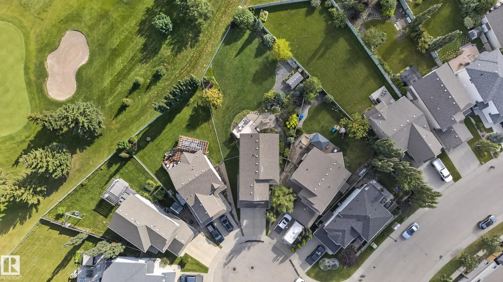 20853 92A AV NW, Edmonton