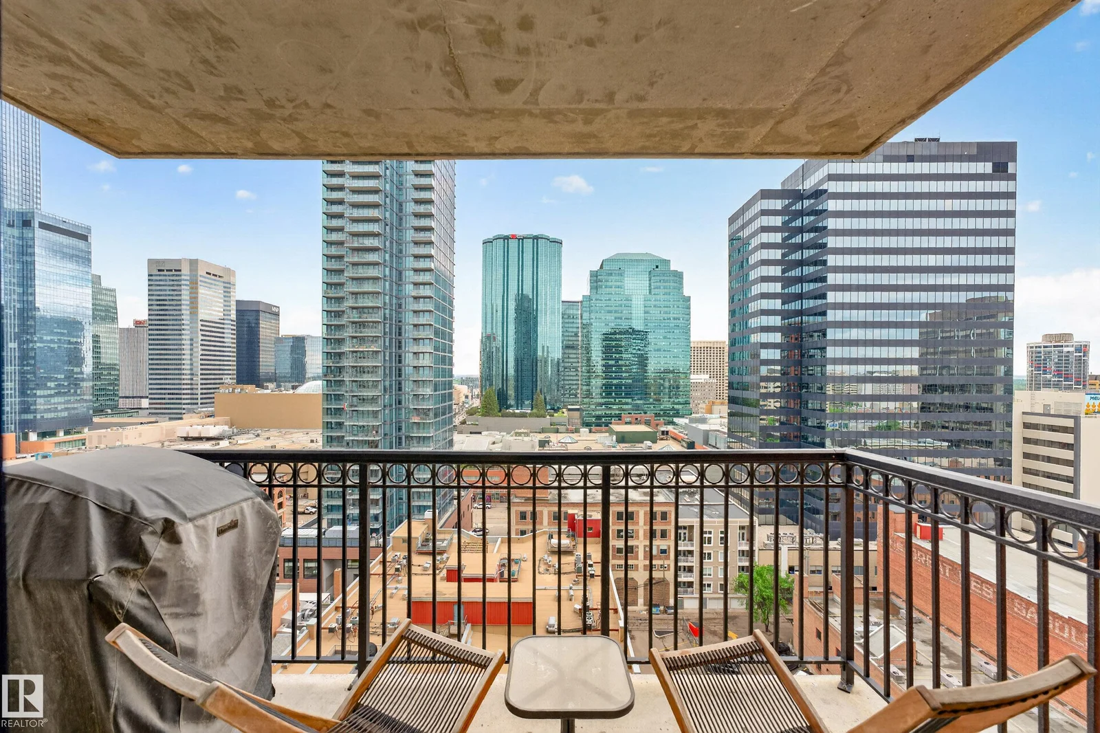 #1701 10180 104 ST NW, Edmonton