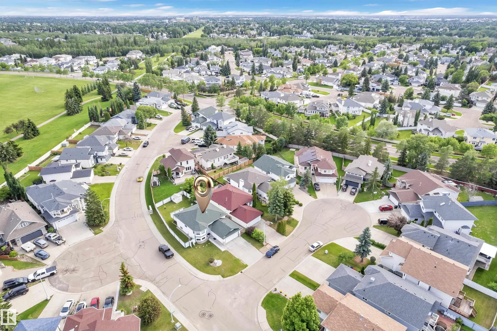 916 JORDAN CR NW, Edmonton