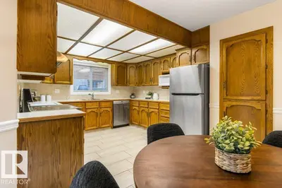 Photo 4 of 25 WELLAND CR