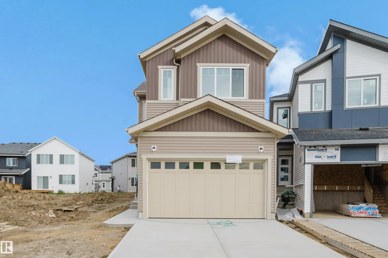 2411 209 ST NW, Edmonton