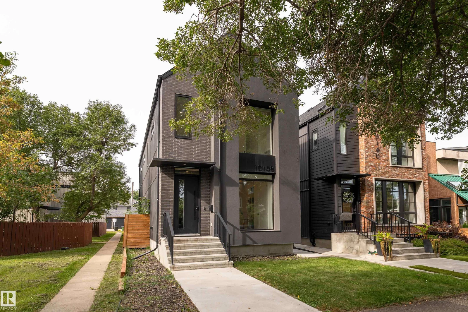 10138 90 ST NW NW, Edmonton