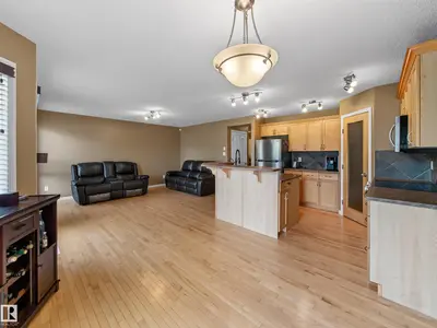 Photo 3 of 460 CHARLOTTE CR