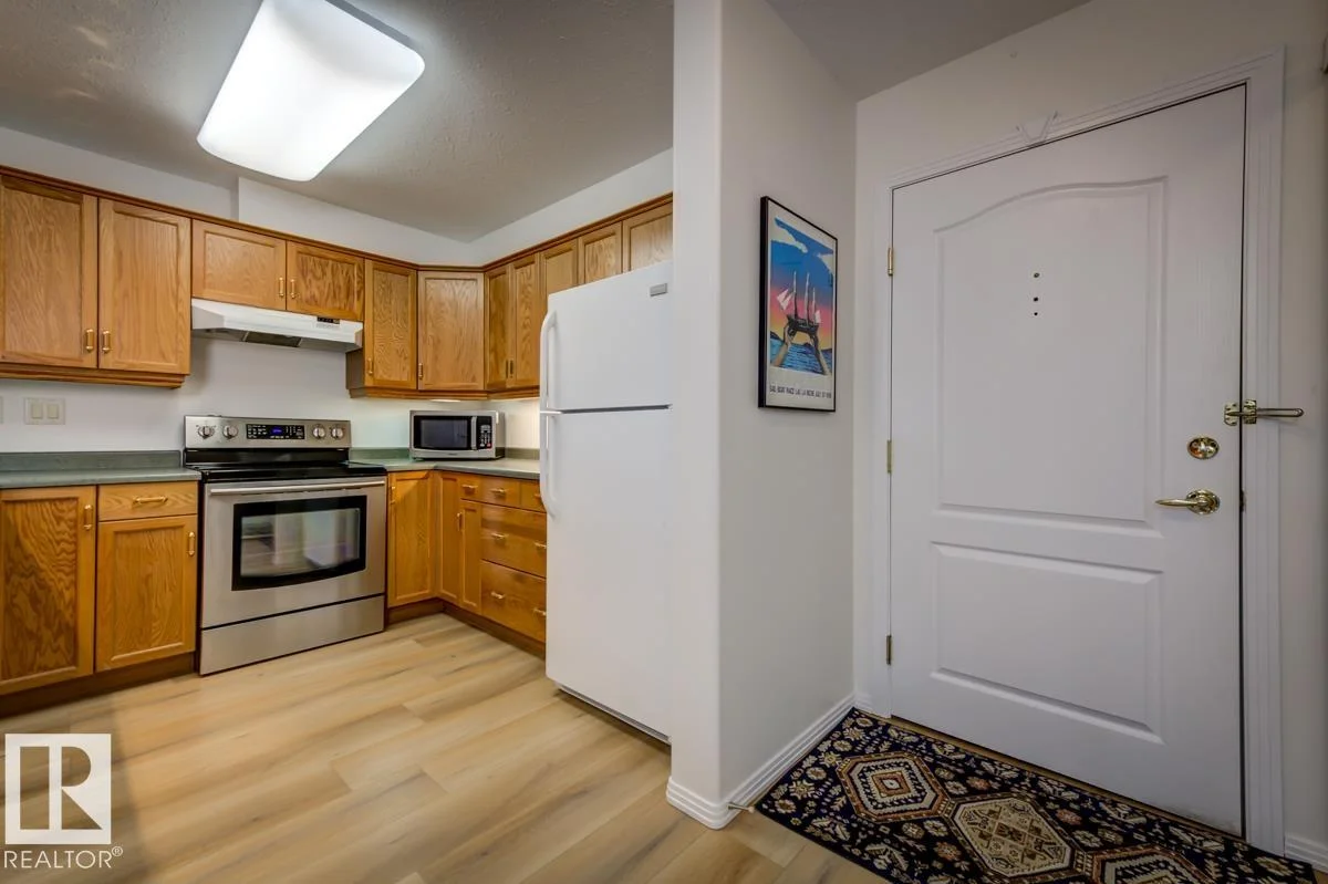 #212 8912 156 ST NW, Edmonton