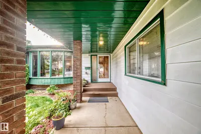 Photo 1 of 23 WOODLANDS RD