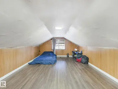 Photo 2 of 10948 108 ST NW