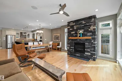 Photo 2 of 11534 122 ST NW
