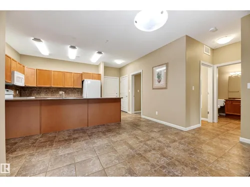 #425 400 PALISADES WY