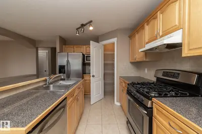 Photo 4 of 10620 183 AV NW