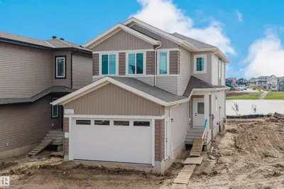 Photo 1 of 2135 1 AV SW