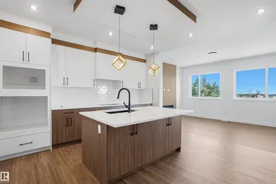 Photo 4 of 2319 Crossbill CO NW