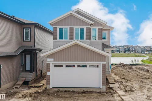 2135 1 AV SW