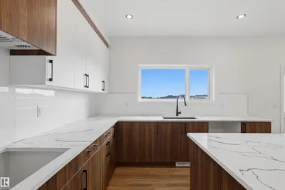 Photo 3 of 2315 Crossbill CO NW
