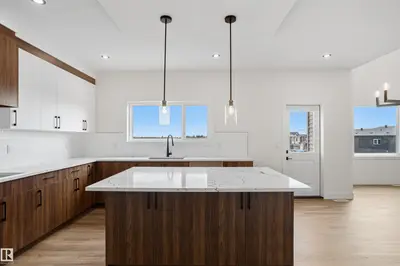 Photo 2 of 2315 Crossbill CO NW