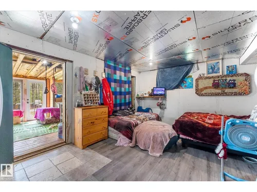 2, 59031 Range Rd 232