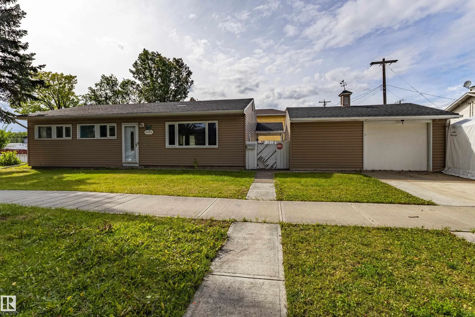 13004 114 ST NW, Edmonton