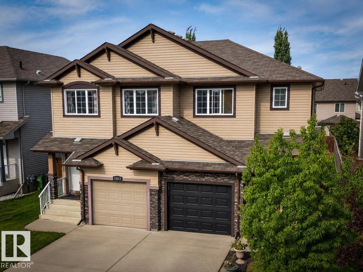 11612 17 AV SW, Edmonton