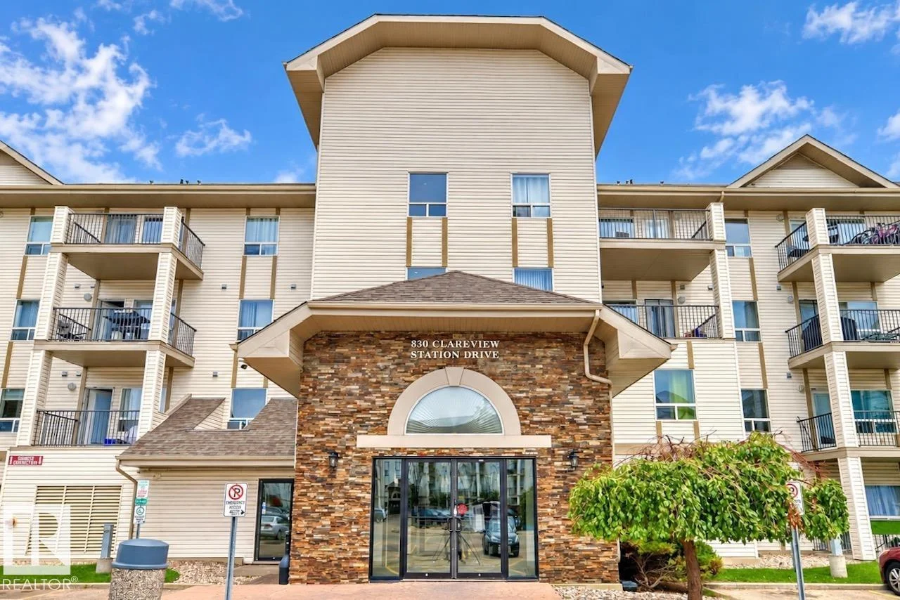 #1122 330 CLAREVIEW STATION DR NW, Edmonton