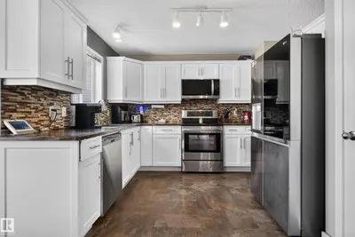 Photo 2 of 9826 180 AV NW