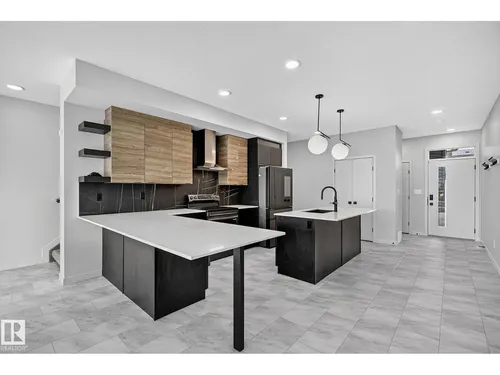 55 ELSINORE PL NW