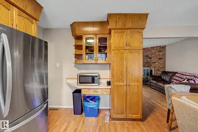 Photo 4 of 23 MONTCALM CR