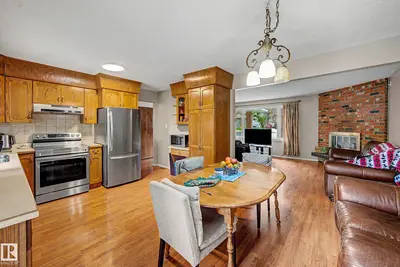 Photo 2 of 23 MONTCALM CR