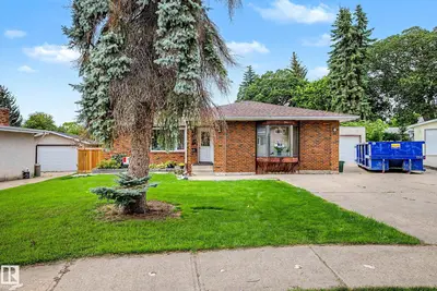 Photo 1 of 23 MONTCALM CR
