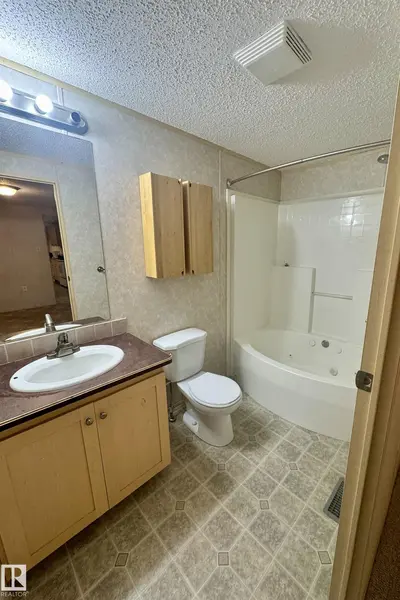 Photo 3 of 2508 West Port RD NW