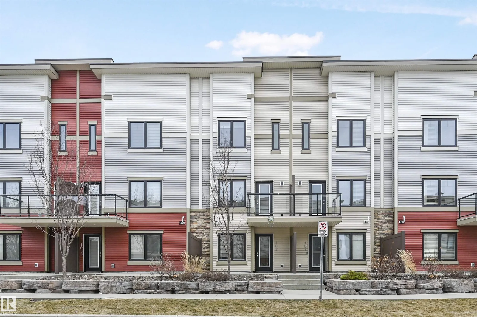 #102 804 WELSH DR SW, Edmonton