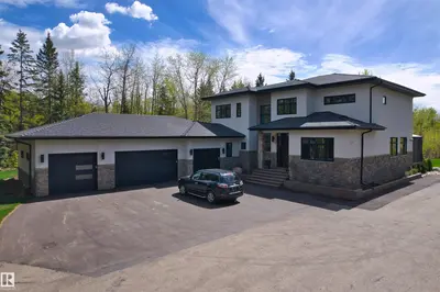Photo 1 of 22433 TWP ROAD 520