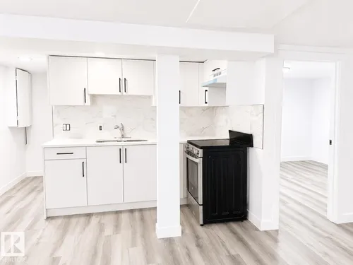 12717 116 ST NW