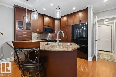 Photo 4 of 12768 118 ST NW