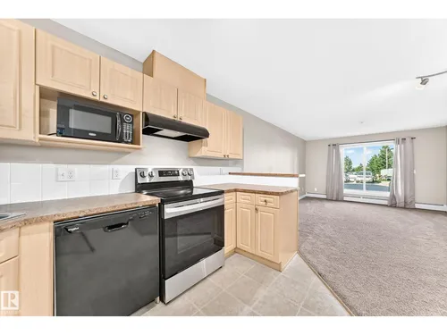 #124 240 SPRUCE RIDGE RD