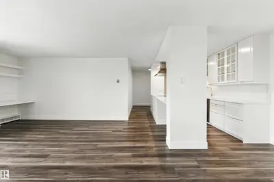 Photo 2 of #1203 9737 112 ST NW