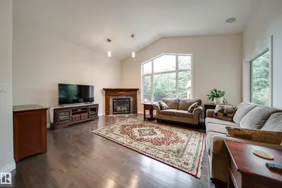 Photo 1 of 2410 WARRY PL SW
