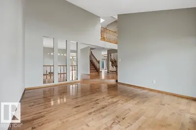 Photo 3 of 4140 147 ST NW
