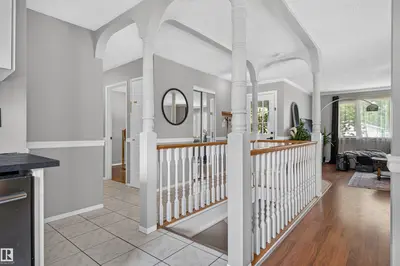 Photo 4 of 3606 44 ST