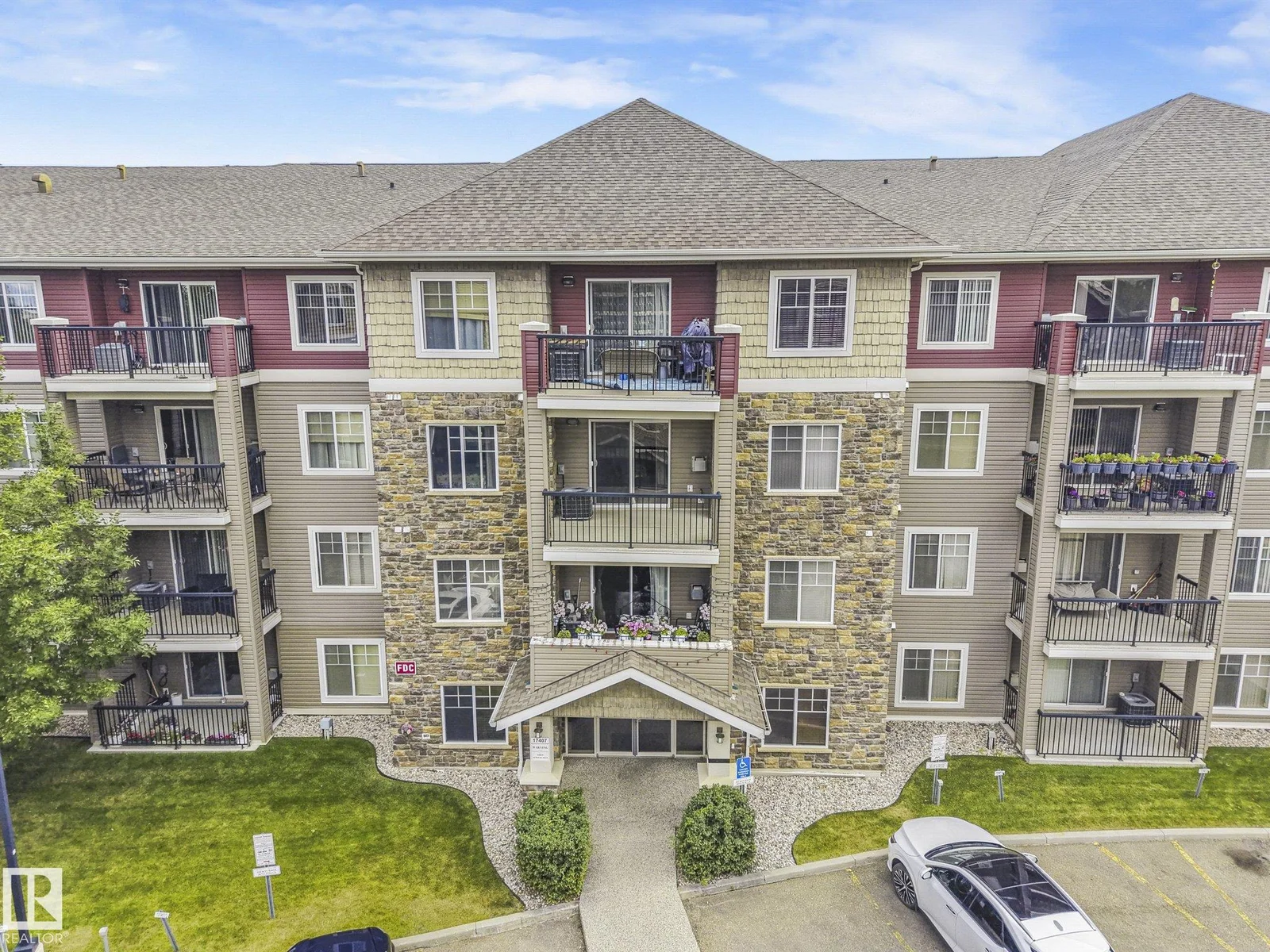 #311 17407 99 AV NW, Edmonton