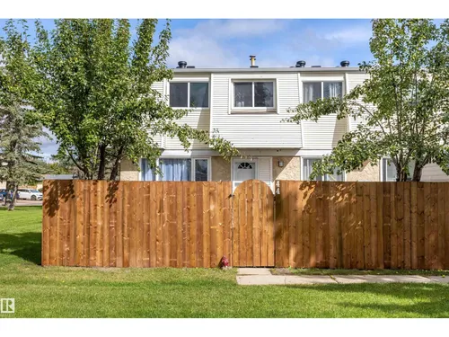 #44 650 Grandin DR